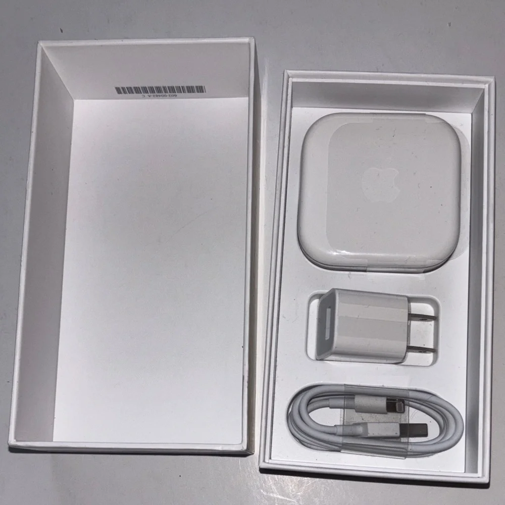 Apple iPhone 6s Box  iPhone 6 ear buds with cord and charging brick